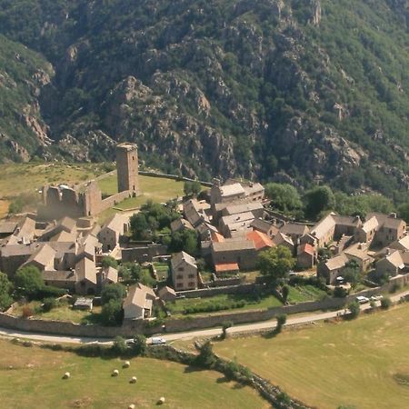 Gite De La Garde Prevencheres Exteriér fotografie